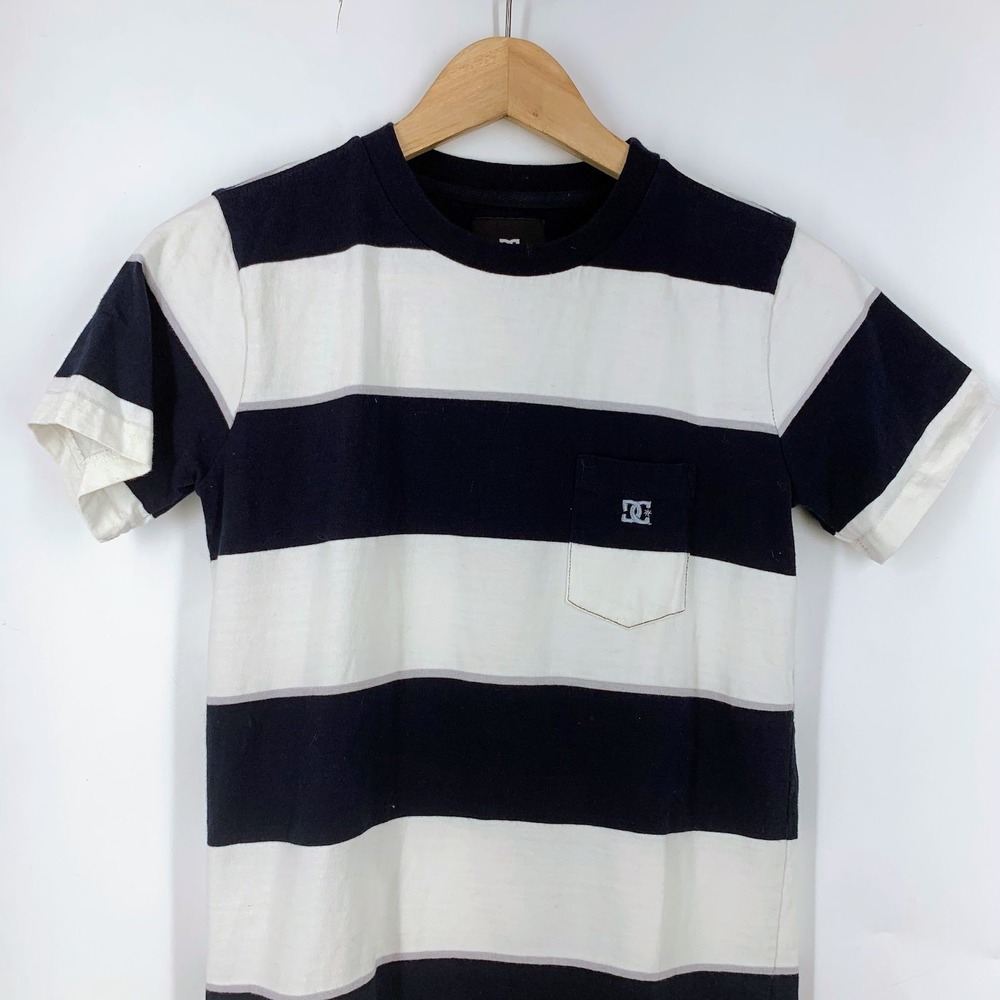 DC Shoes Kids Navy Blue White Striped Short Sleeve Pocket T-Shirt Skate Size 12 - Picture 3 of 12